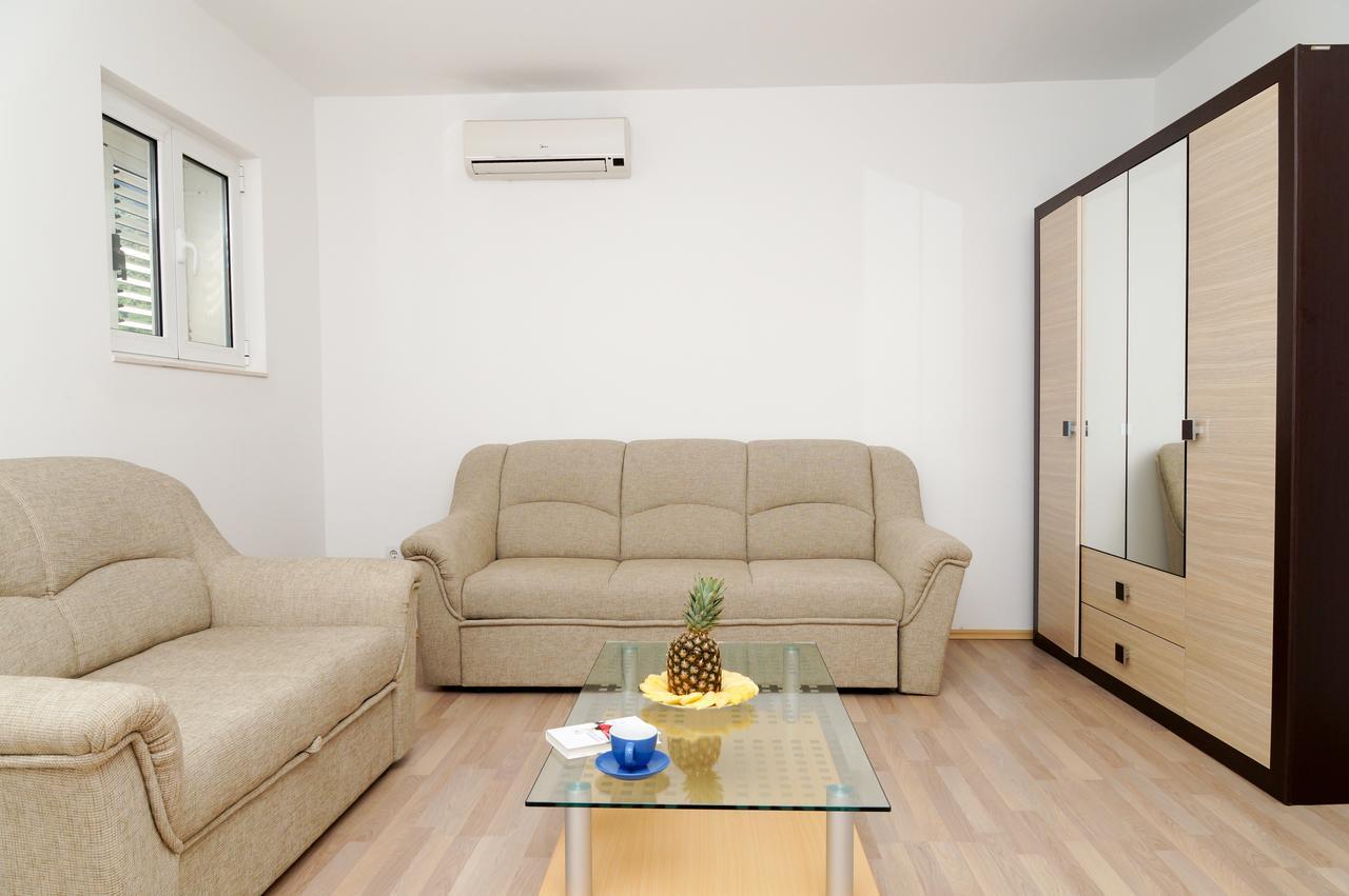 Apartments Apple Cat Montenegro Ko Bijela Dış mekan fotoğraf