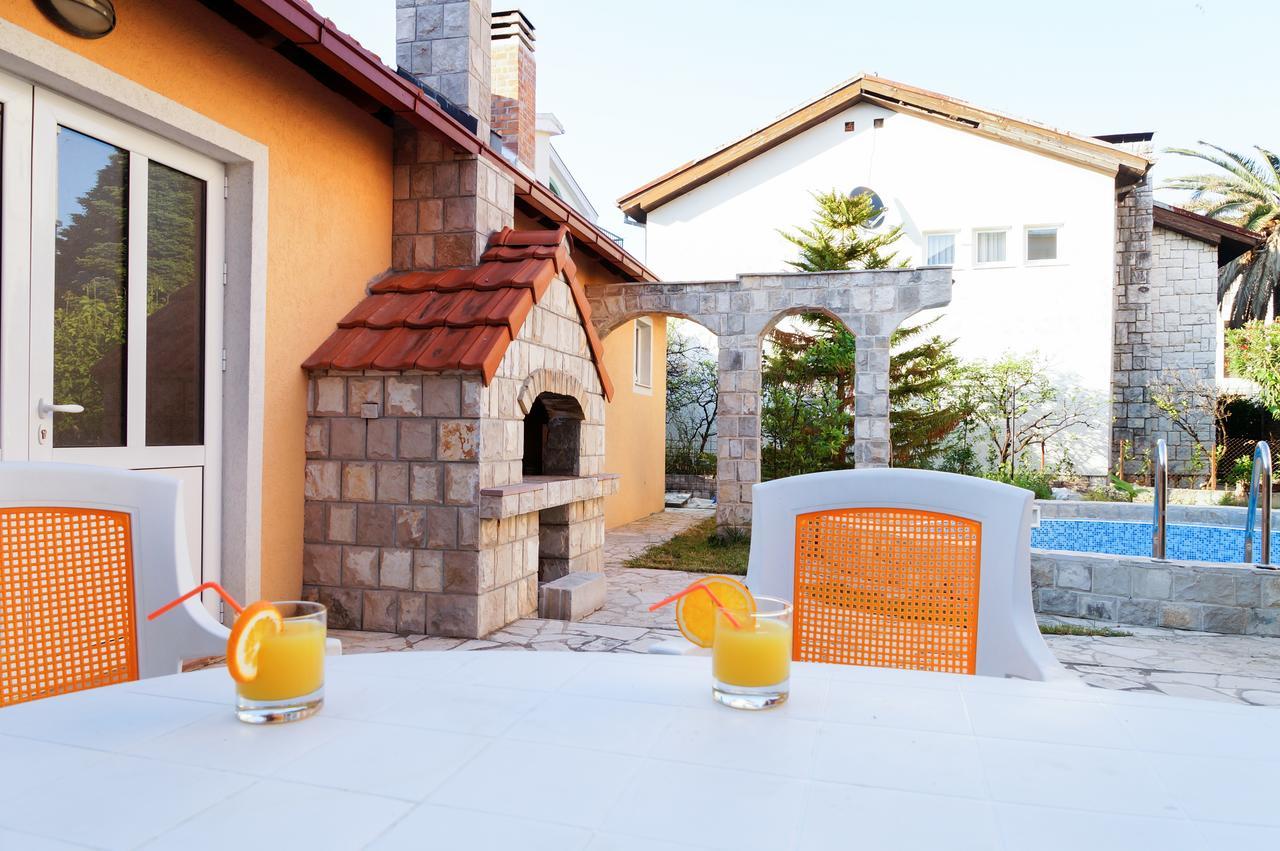 Apartments Apple Cat Montenegro Ko Bijela Dış mekan fotoğraf