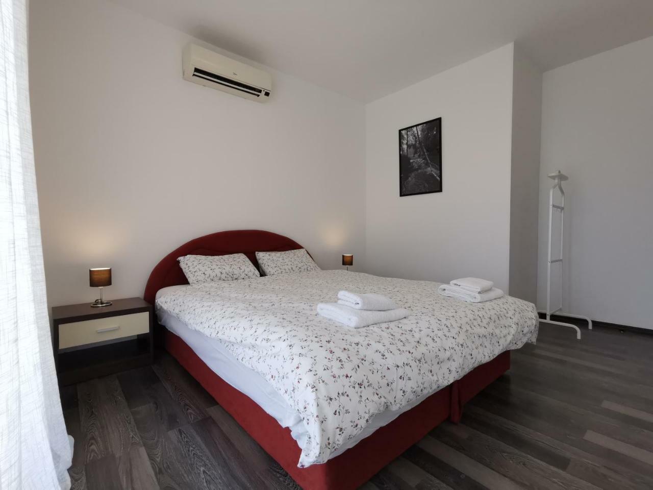 Apartments Apple Cat Montenegro Ko Bijela Dış mekan fotoğraf