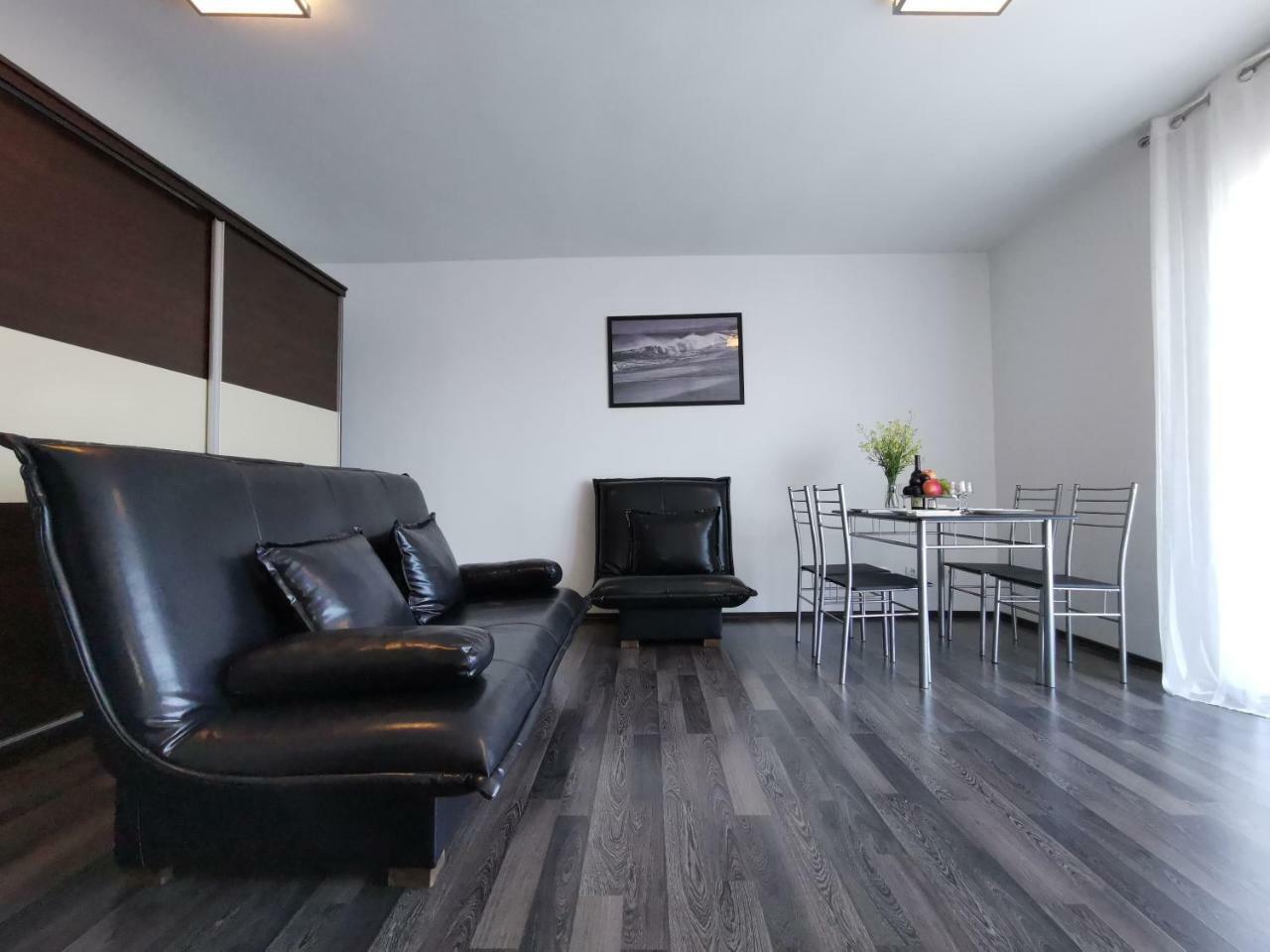 Apartments Apple Cat Montenegro Ko Bijela Dış mekan fotoğraf